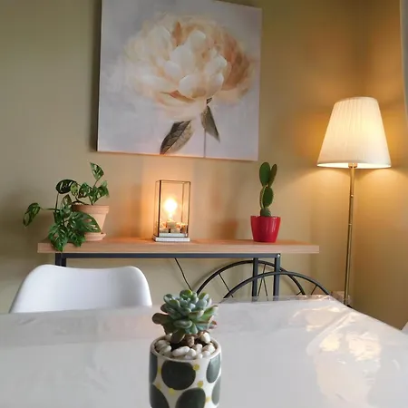 דירה Paramount Gardens C202
