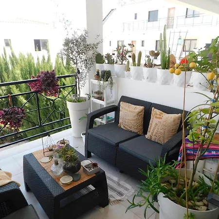 Apartment Paramount Gardens C202