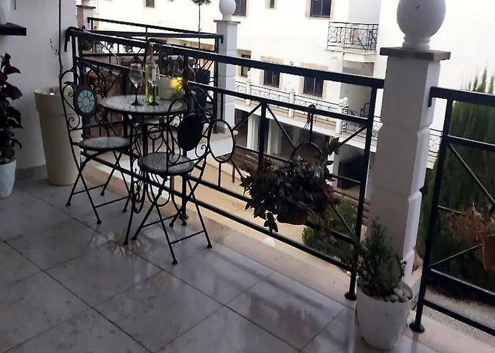 Paramount Gardens C202 Appartement Larnaca