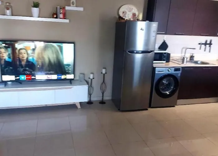 Apartment Paramount Gardens C202 Larnaca